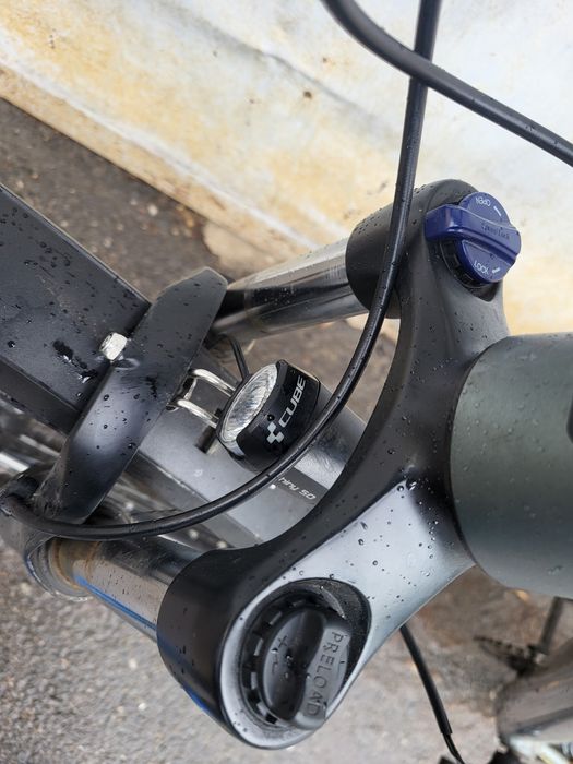 Vand Bicicleta Cube AIM Race , Roti 29 Incch