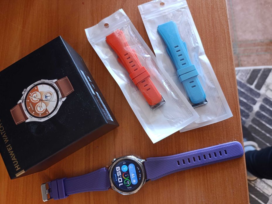 Продавам смарт часовник Huawei watch GT 5