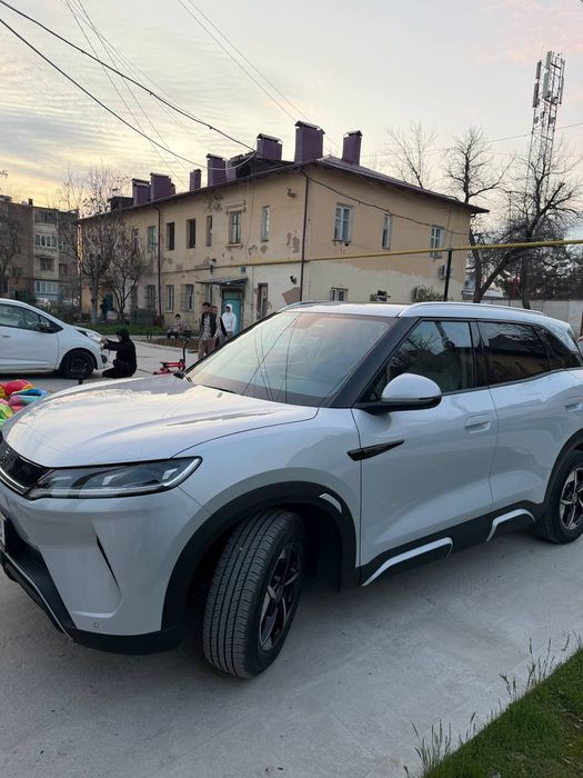 BYD Yuan Up 2024 — 4