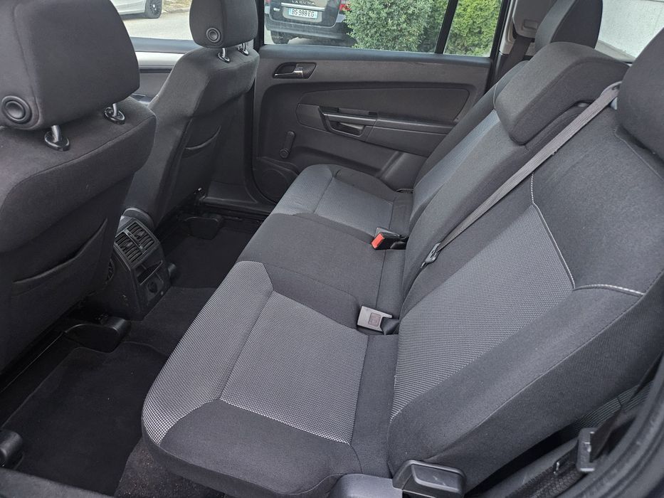 Opel Zafira 1.7cdti Euro5 edition111 7Locuri
