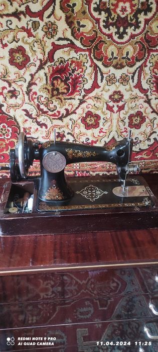 Продается швейная машина