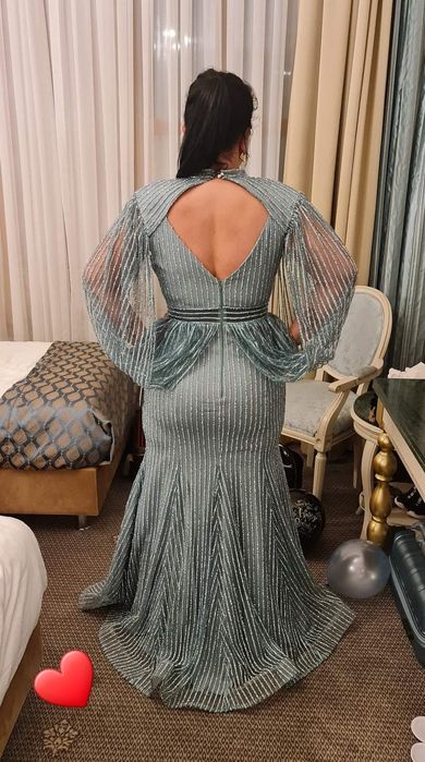 Rochie elegantă pentru ocazii speciale