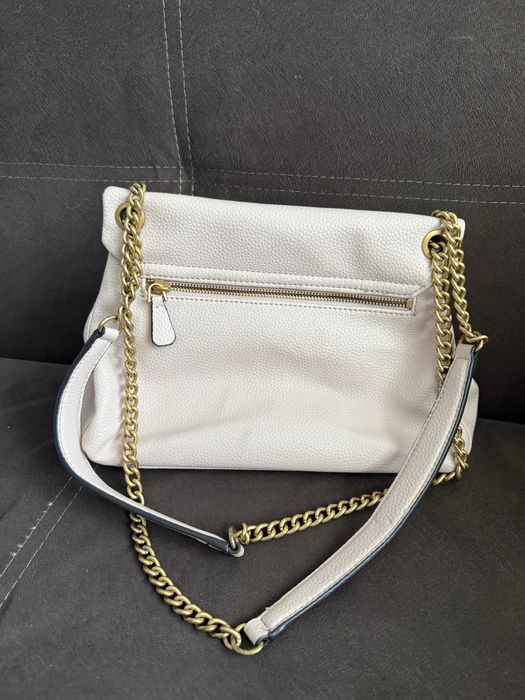 Чанта Guess в цвят пудра