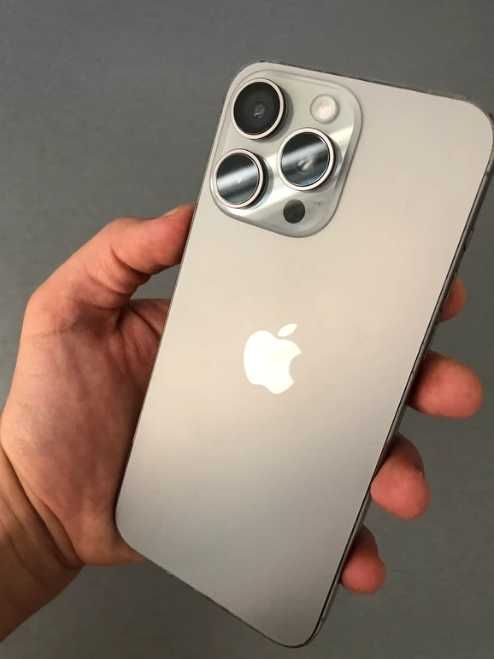 iPhone 15 Pro Max -512Gb (piese de schimb ) dezmembrări