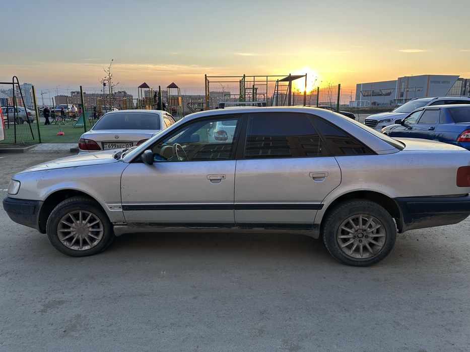 Продам Ауди 100с4