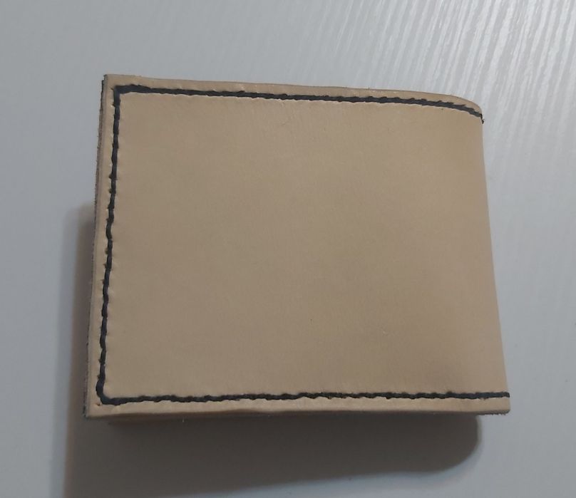 Портфейл от естествена ко а