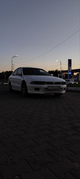Мицубиси Галант 8