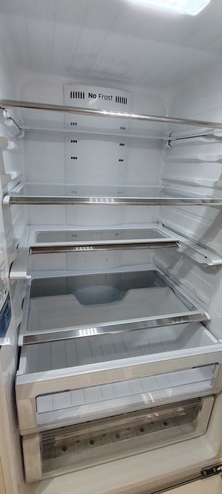 Продам холодильник Самсунг, в отличном состоянии.