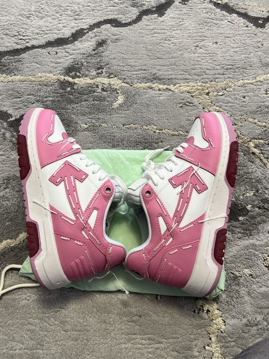 Off white out of office pink