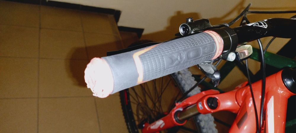 Седалка,степента и ръкохватки (дръжки) за велосипед