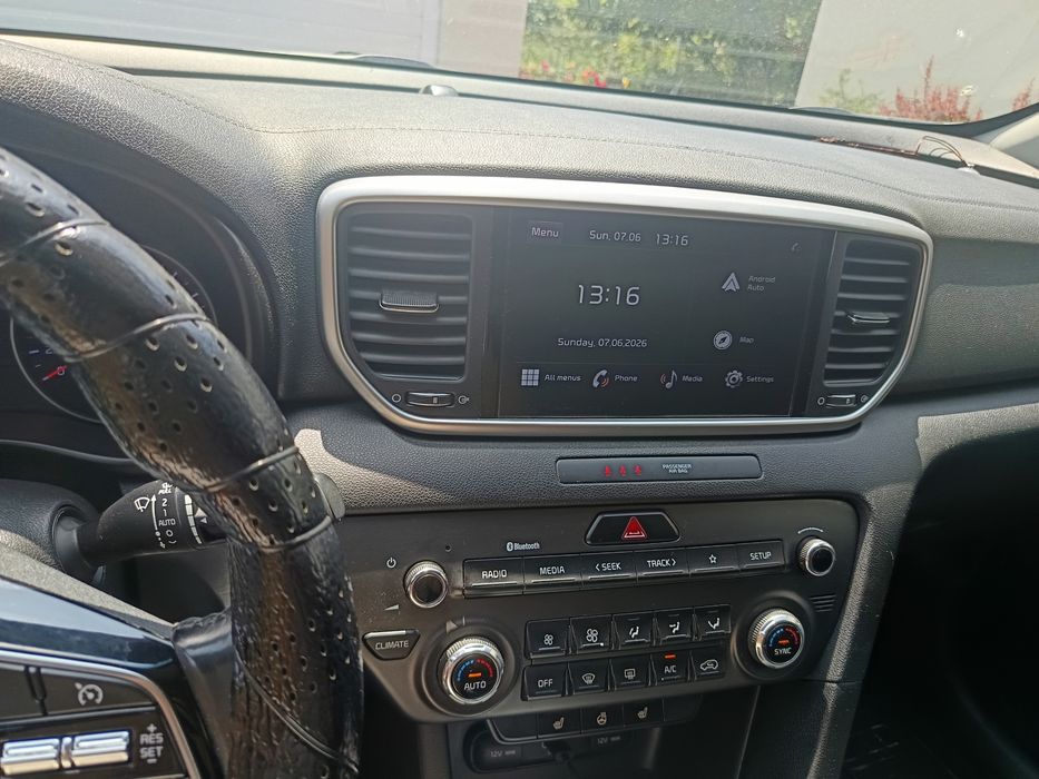 KIA Sportage 2021 — imagine 3