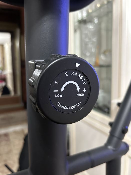 Продаётся эллиптический тренажёр GENAU