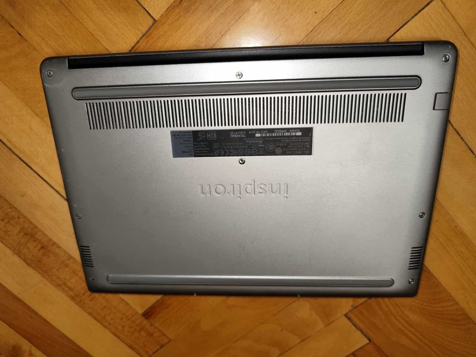 Laptop Dell Inspiron 14-7472,I5 gen8, 8Gb Ram,256Gb SSD+500Gb,bat.noua