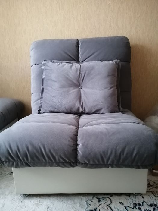 Продаю мягкий уголок.
