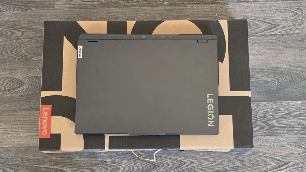 Срочно продам игровой ноутбук Legion 5 Pro