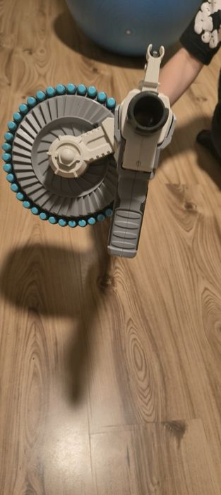 Детска пушка с меки стрелички тип nerf