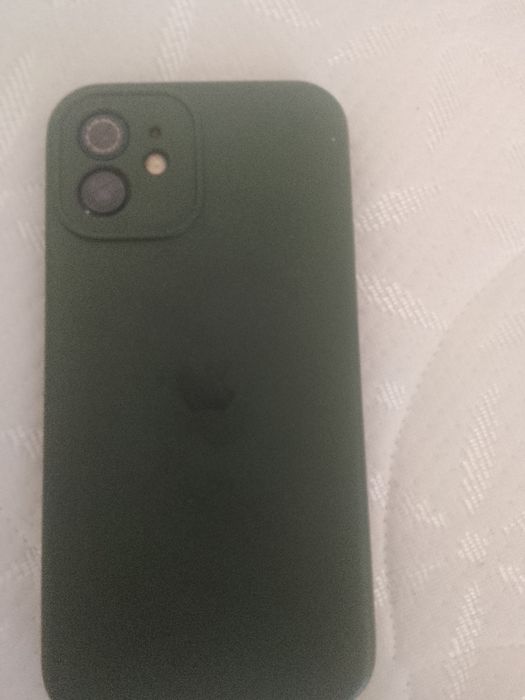 Айфон 12сатылад срочно