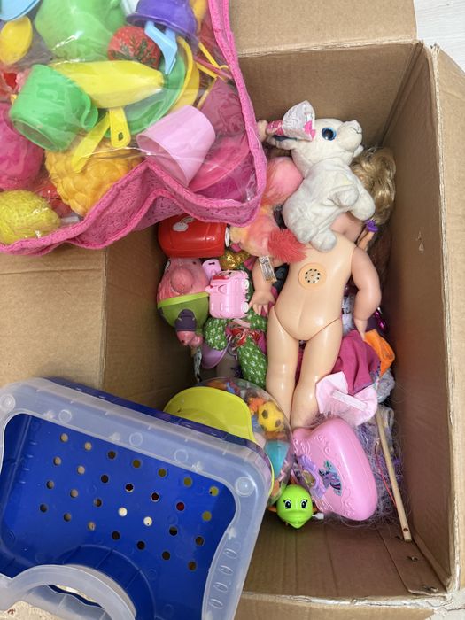 Отдам игрушки даром