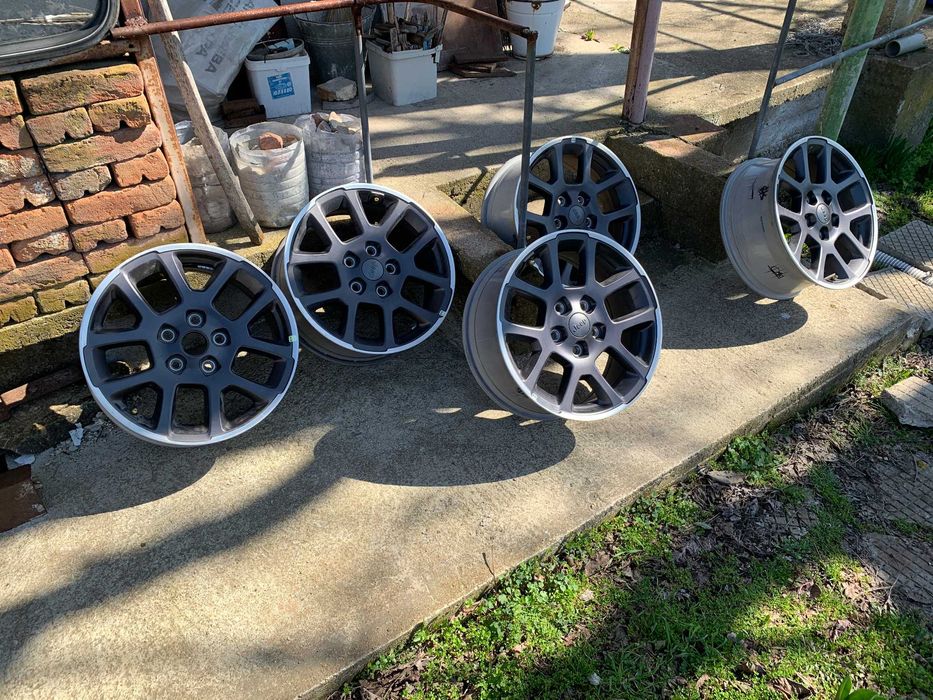 5 x джанти MOPAR 6KC89TRMAA за Jeep