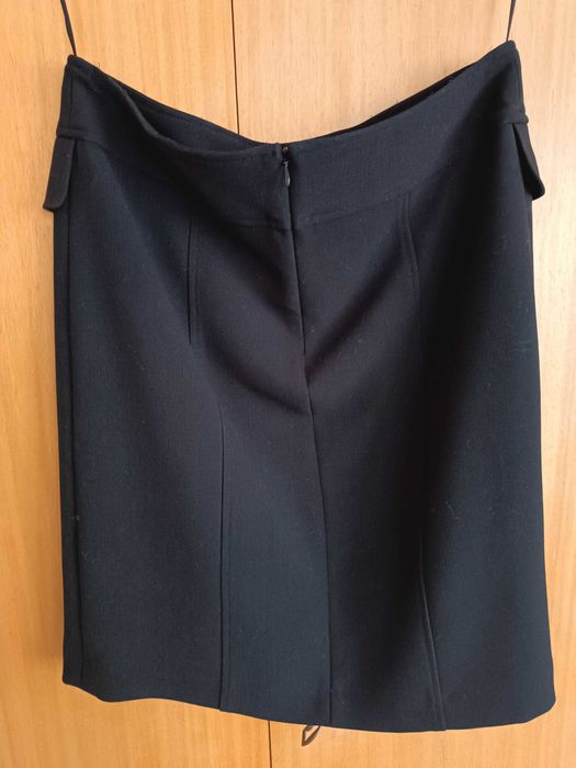 Черна пола с подплата