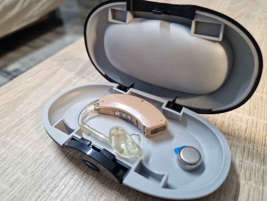 Aparat Auditiv WIDEX A18+, analogic,BTE, sever, baterie 675, Dreapta