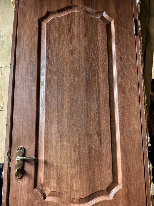 Продам двери срочно