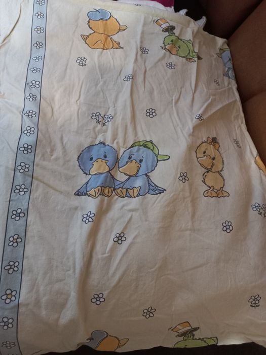 Vând pilota bebeluși cu 3 huse