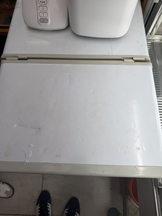 Продам морозильник