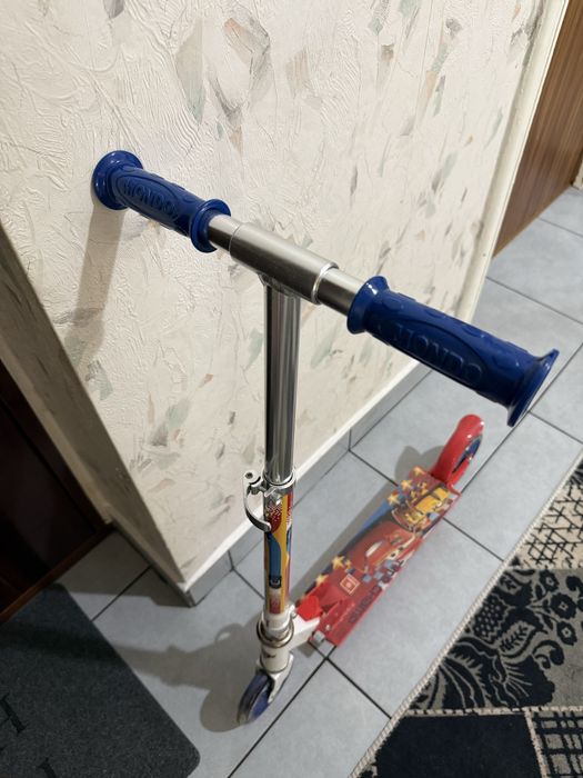 Trotineta copii Mondo 2 roti Cars