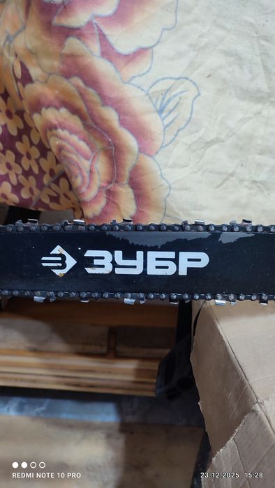 Продам цепную электропилу