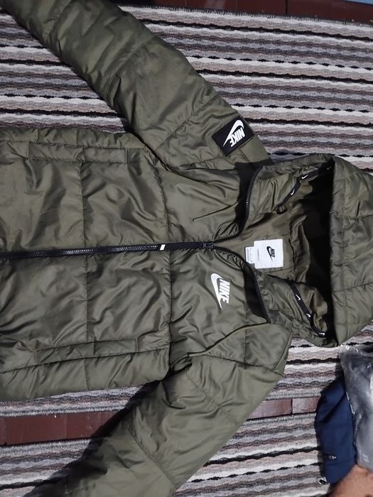 Яке NIKE therma-fit