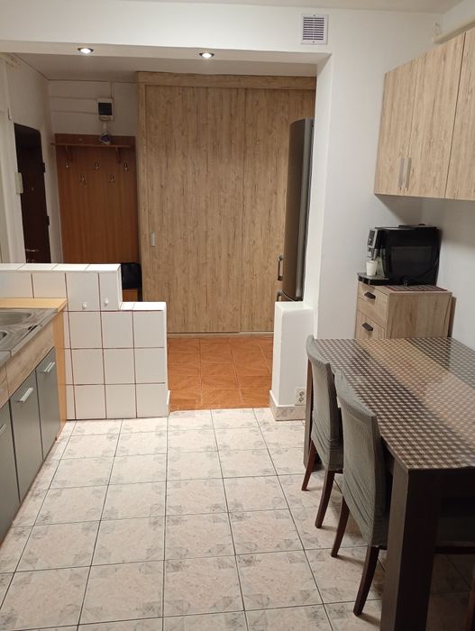 Închiriez apartament 2 camere  decomandat Alfa