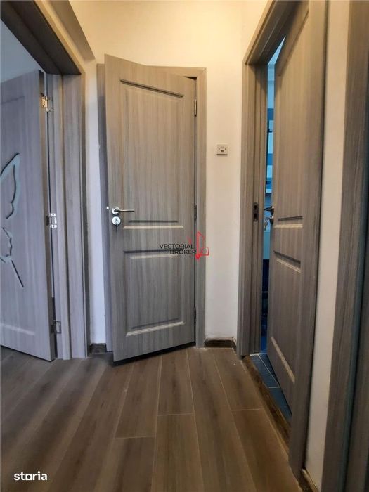 2 camere semidecomandat, etaj intermediar Parcul National