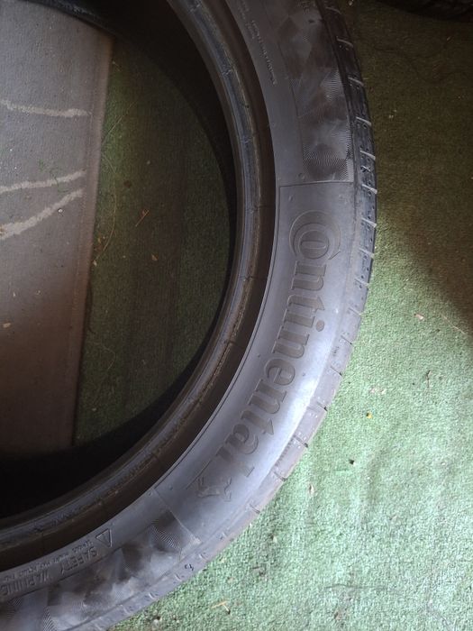 245 45 19 Continental DOT 2021 vara