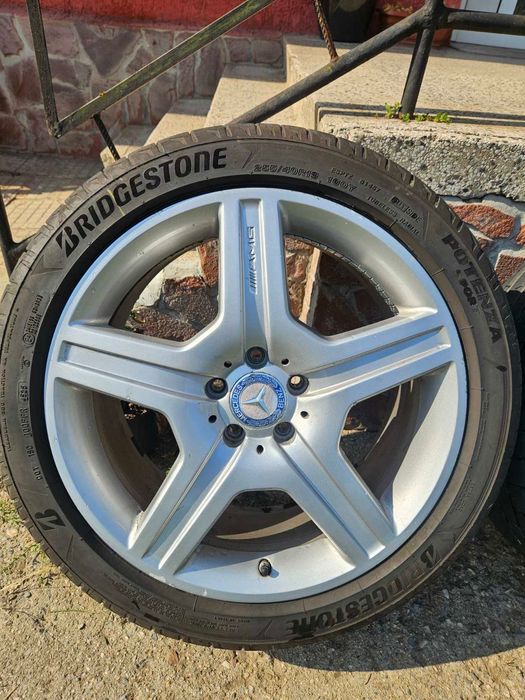 19 AMG Джанти с BRIDGESTONE 255/40/19. DOT4525