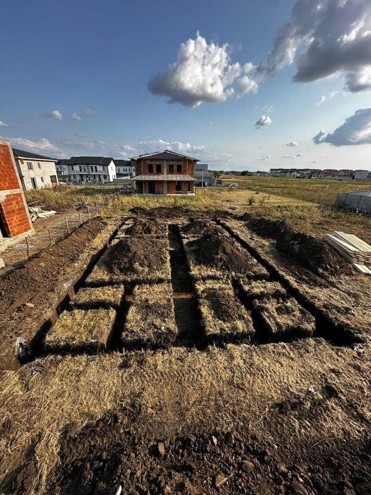 Excavari Sapaturi Case Gard Piscine Decoperte Terenuri