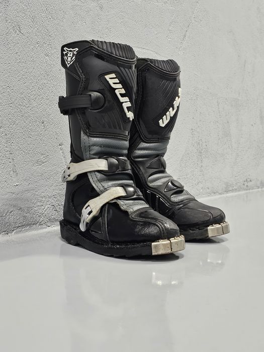 Кросови ботуши за дете 32 номер