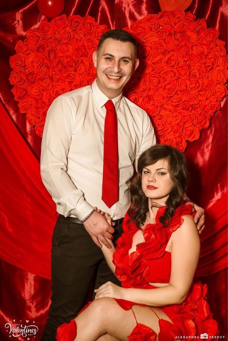 Inima din pvc si trandafiri din latex