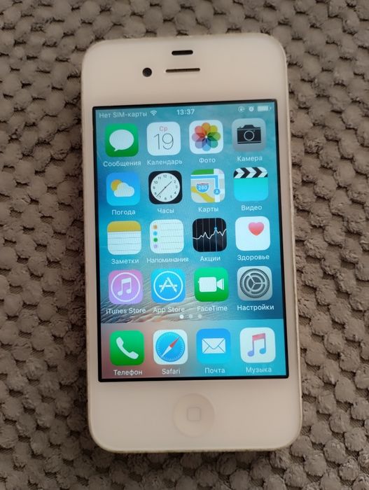 Продам iphone 4s  в идеальном