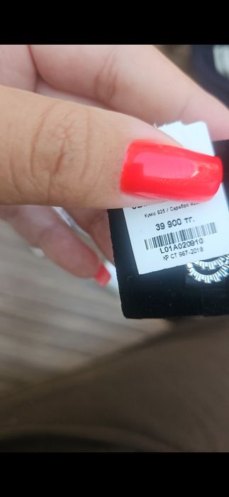 Продам новые сережки Пандора