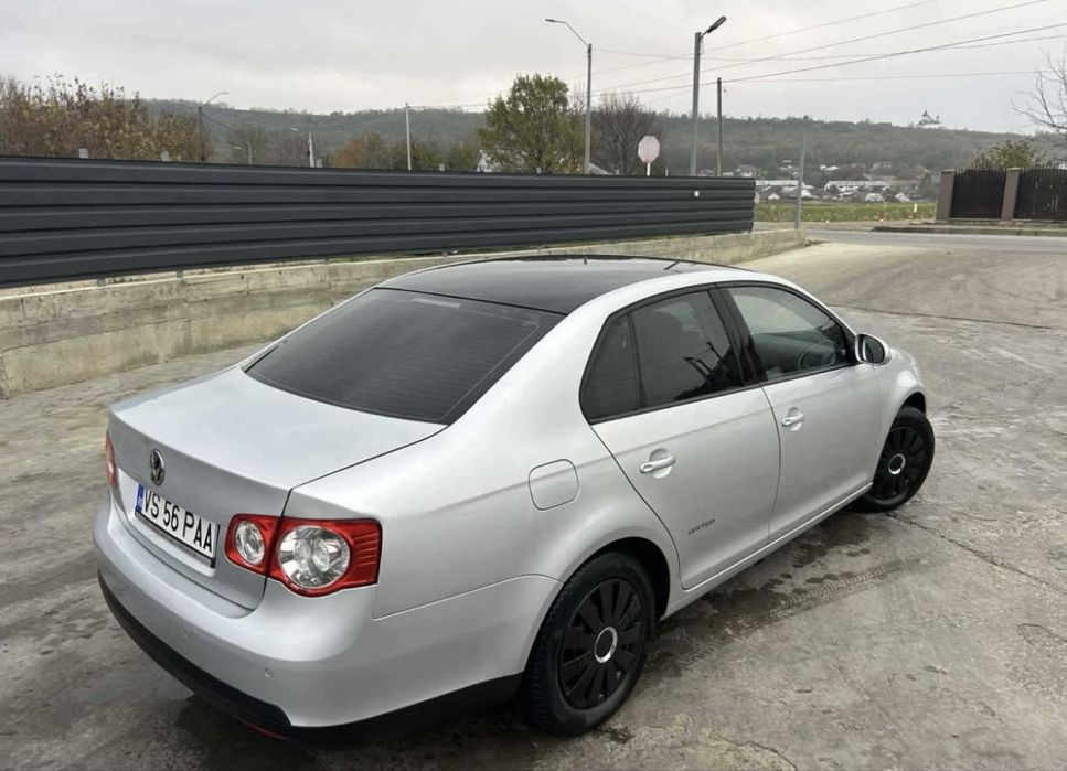 VOLKSWAGEN Jetta 2008 — imagine 3
