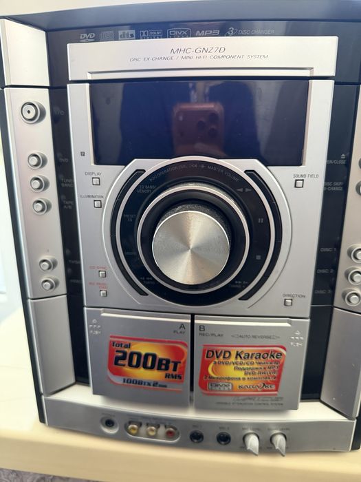 Музыкальный центр продается