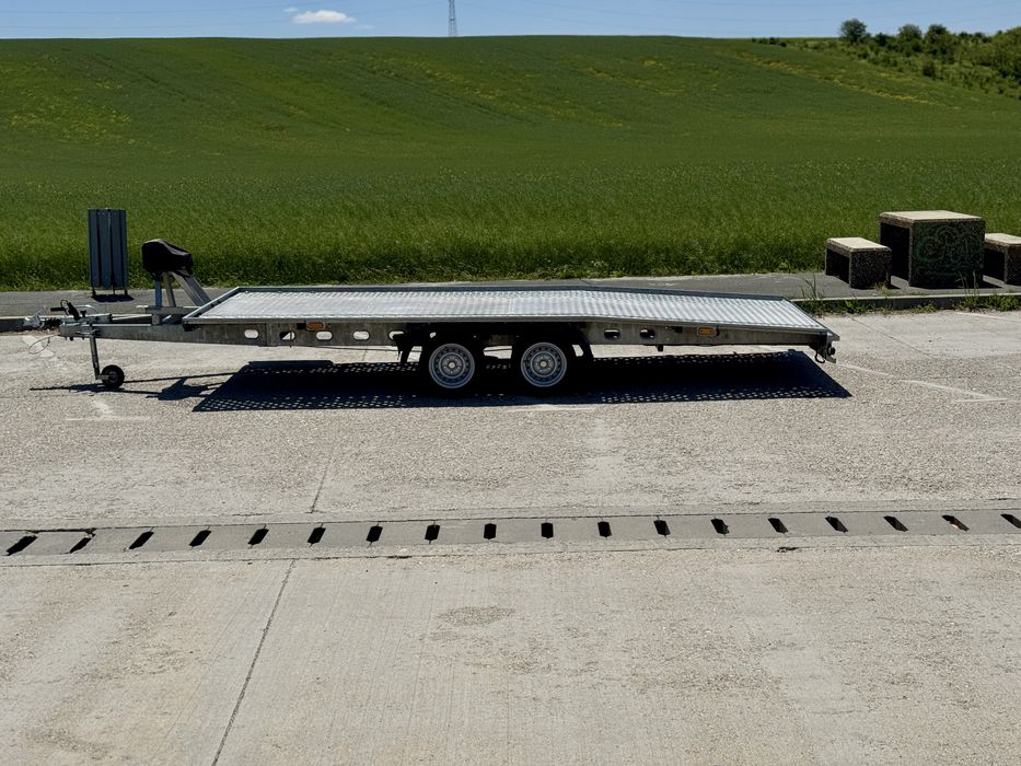 De vânzare platformă auto Taurus – 5 metri – 2025