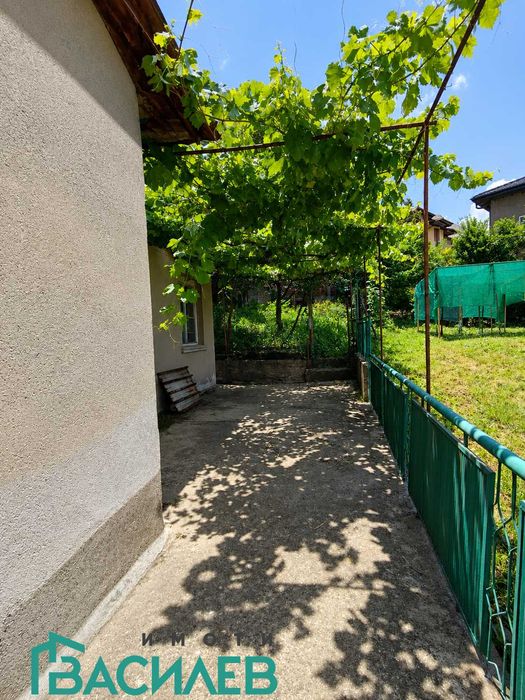 Продава КЪЩА град Перник, Ралица
