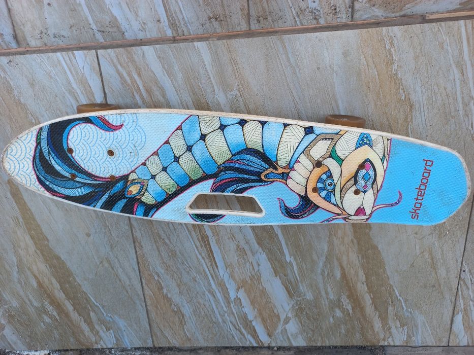 продам скейтборд