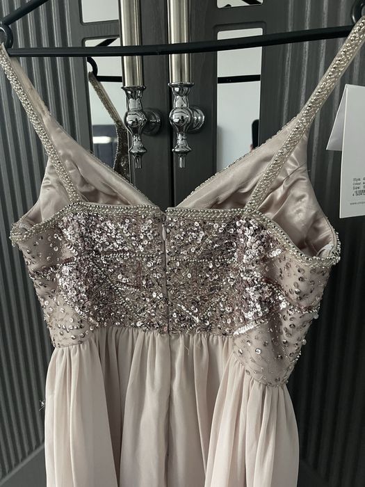 Официална рокля Unique розова