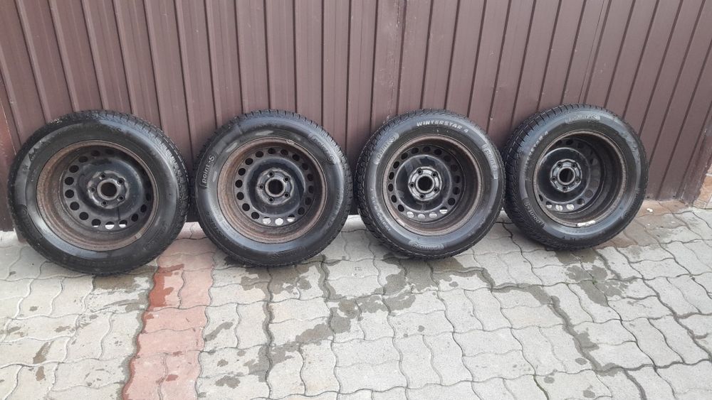 Jante 5x112 cu cauciucuri de iarna M +S în stare bună.