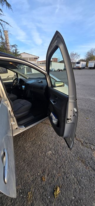 Volkswagen Sharan 1.9 TDI дизел 2002г