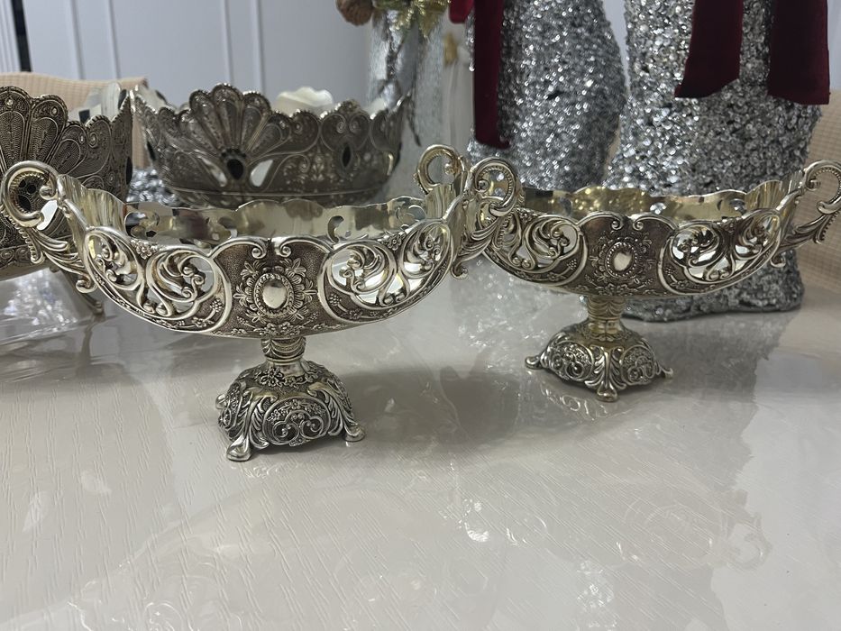 Продам конфетницу мелтхиор