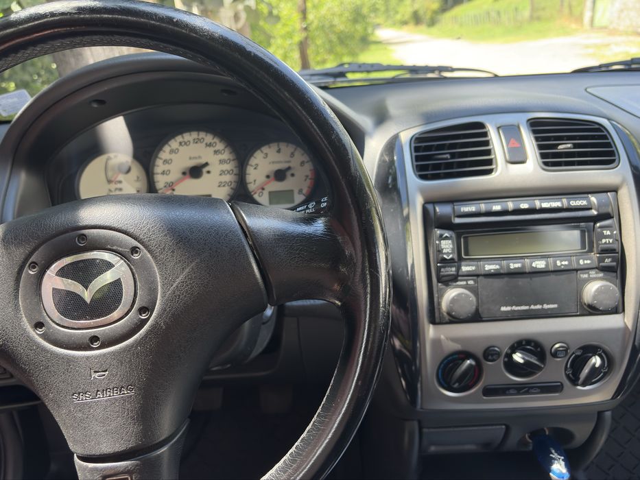 Mazda 323F Mazda